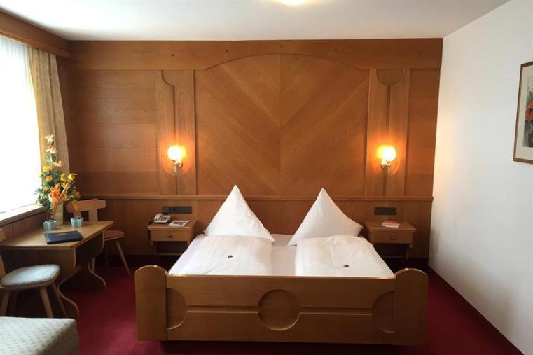 Lasalt Hotel